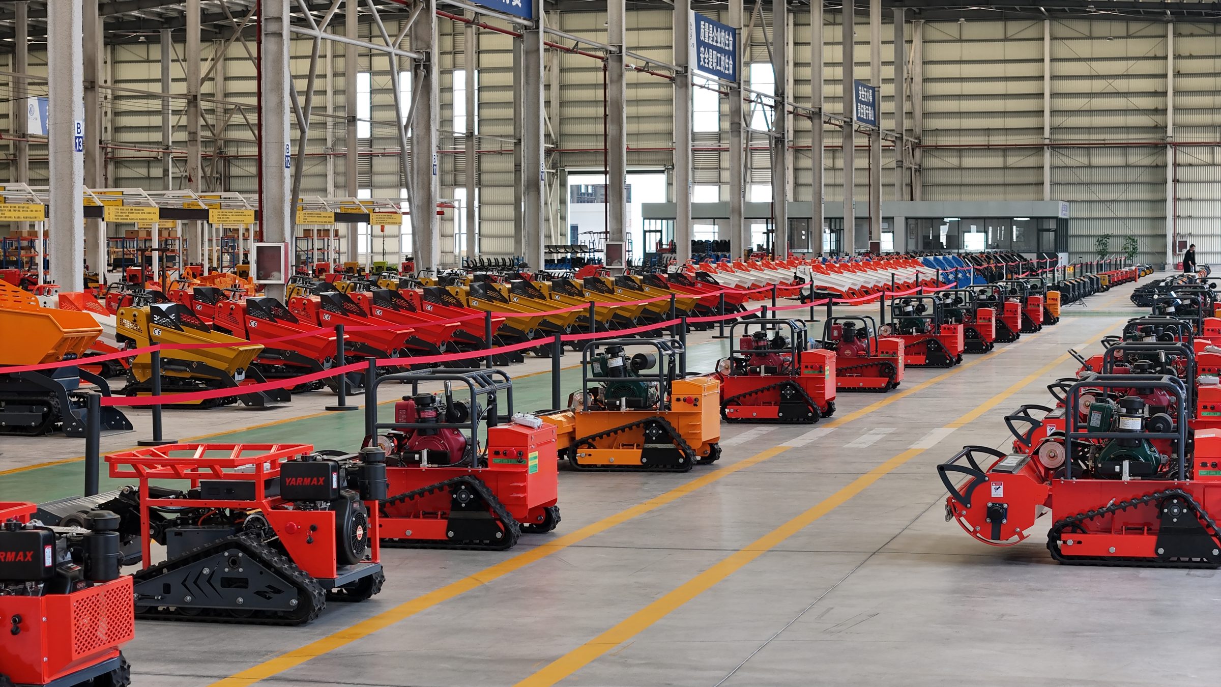 JEVOK assembly hall - finished remote control mowers